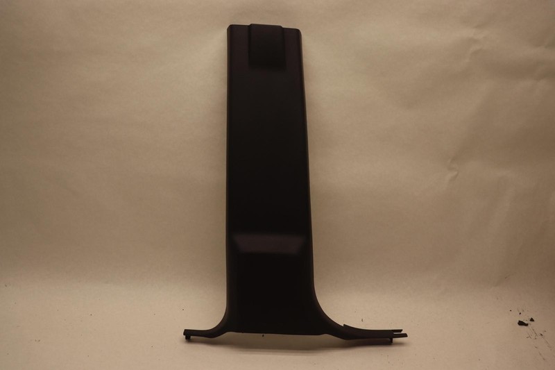 2011-2012 RAM 1500 CREW CAB LEFT DRIVER CENTER LOWER B PILLAR TRIM COVER OEM