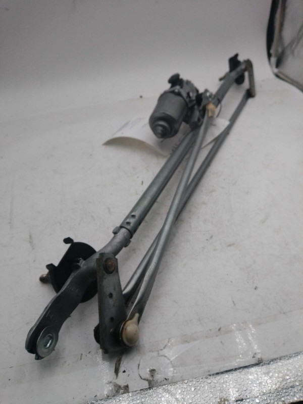 2020 GMC Sierra 1500 Wiper Motor OEM 84339745 89K Miles White Used
