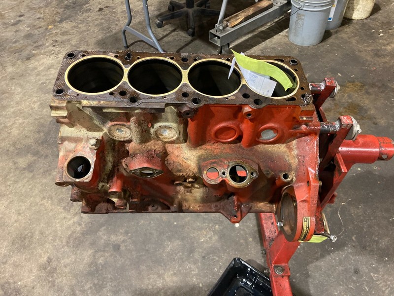 Y11336721 Engine Cylinder Block STD Bore Volvo Penta AQ131