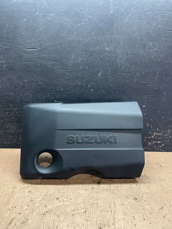 2009-2013 Suzuki Grand Vitara 2.4L Upper Top Engine Motor Dust Cover z6064 DG