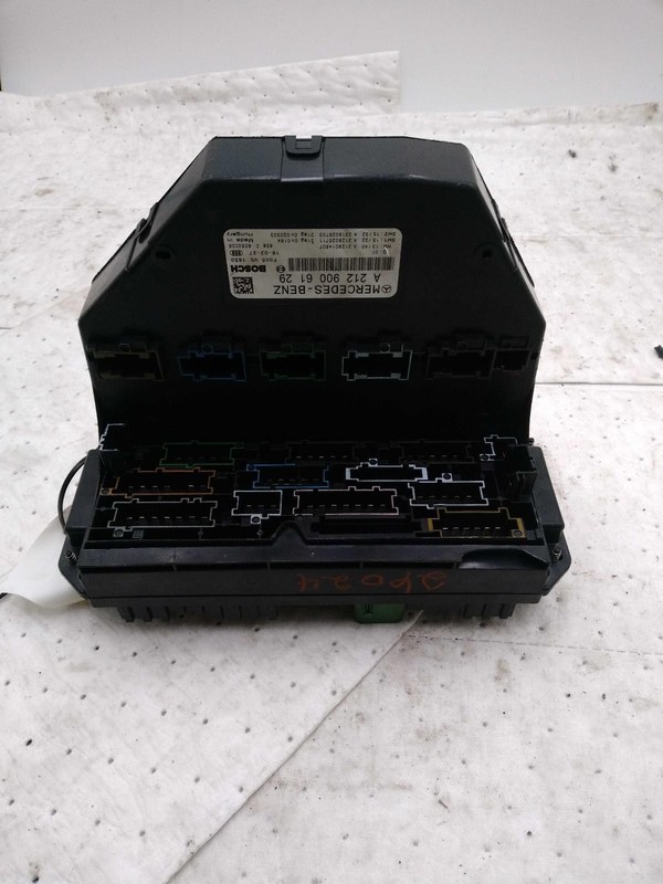 2017 Mercedes E-Class OEM Used Fuse Box 2129002927 113k Miles White