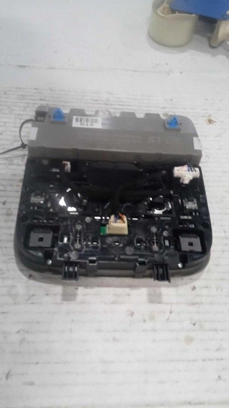 2022 KIA TELLURIDE Center Console OEM White 57000 Miles - Fast Shipping!