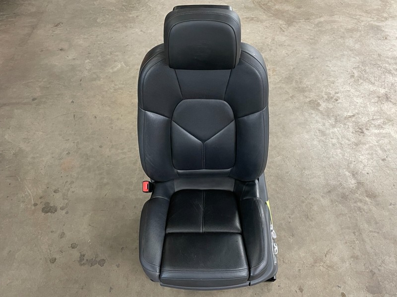 15 16 17 18 Porsche Macan S Front Left Driver Seat Assembly Black 1372 OEM