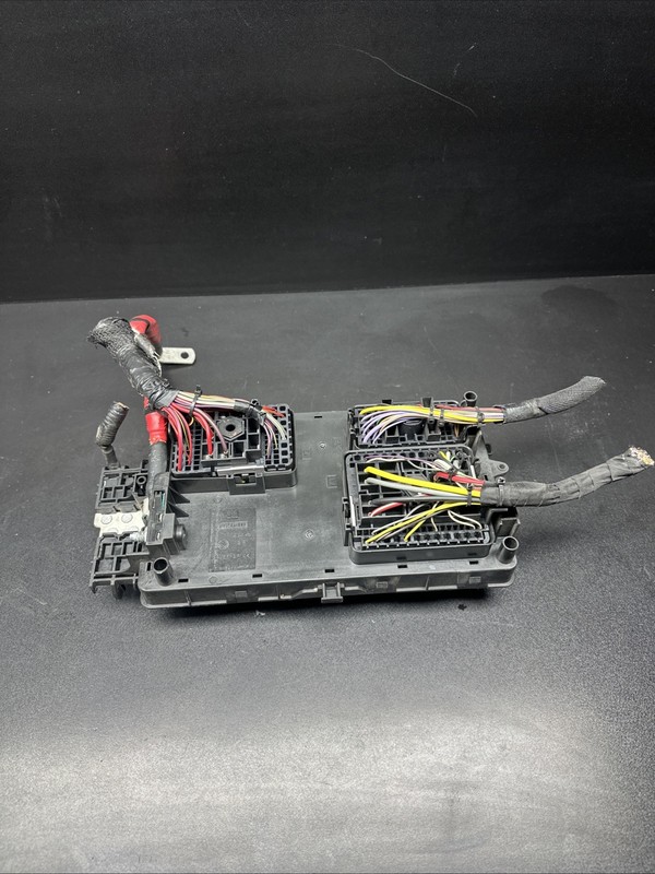 Chevy Chevrolet GM Fusebox Fuse Box Relay Junction Module XLDDC 13255300
