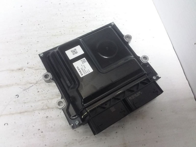 Engine ECM Electronic Control Module ID 32203480 Fits 18-22 VOLVO XC90 1671665
