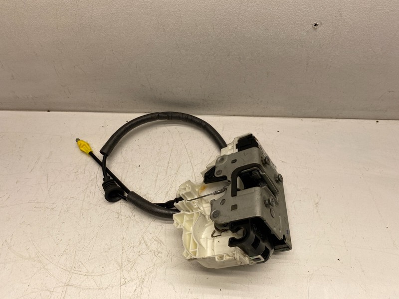 2014-2016 JEEP GRAND CHEROKEE RIGHT PASSENGER SIDE FRONT DOOR LOCK LATCH