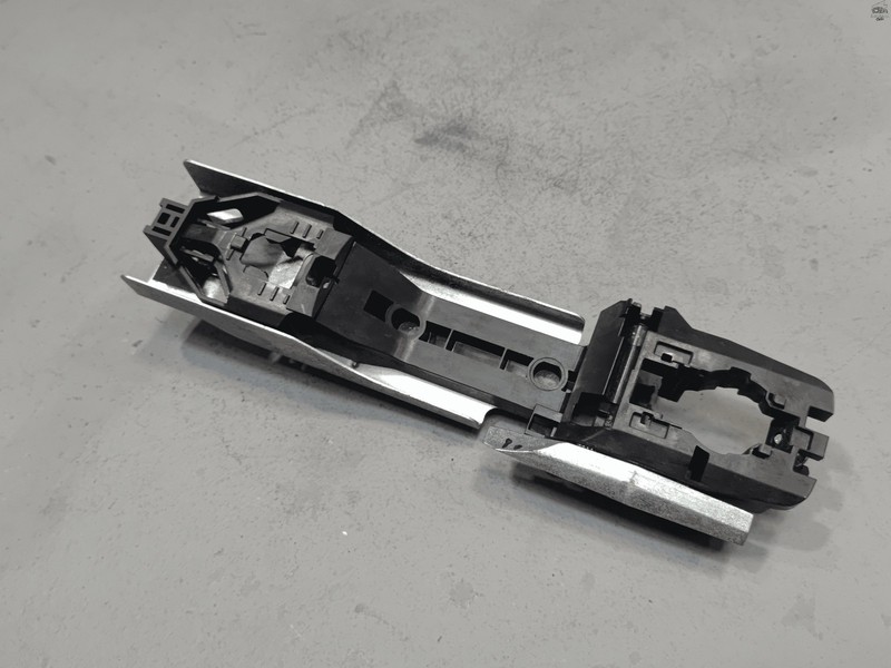 2019-20 Nissan Altima Rear Passenger Side Door Exterior Handle Base Bracket OEM