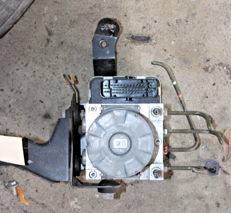 2018-2021 Mitsubishi Outlander Sport Anti-Lock Brake ABS Pump Unit