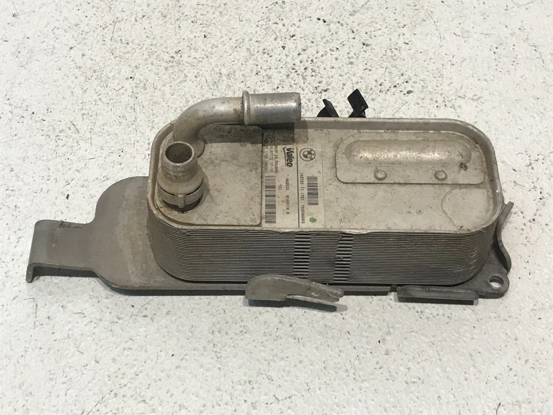 12-15 OEM BMW F22 F30 F32 M2 M235 N55 Engine Oil Cooler Heat Exchanger