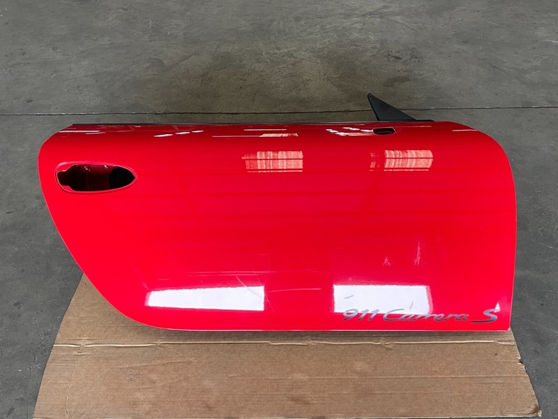 2012-2016 Porsche 991 911 Front Right Exterior Door Shell Panel Red 1569 OEM