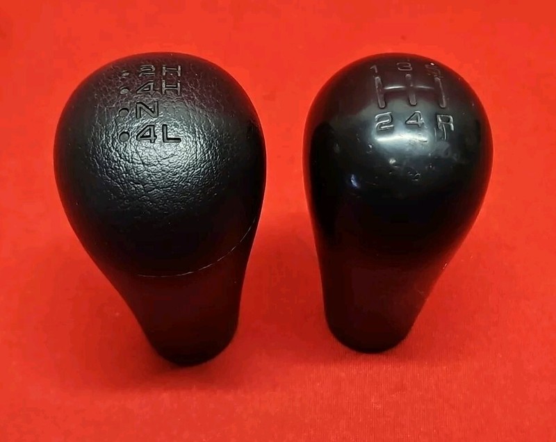 88-95 Nissan Pathfinder / 90-94 D21 Manual Gear Shift & Transfer Case Knobs