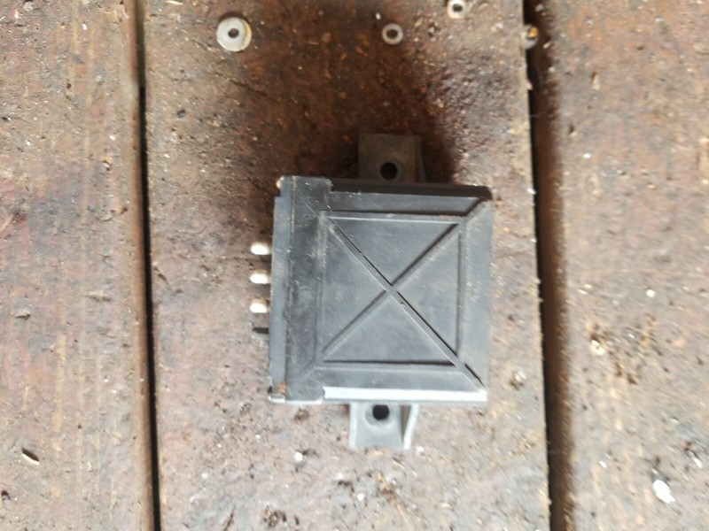 Mercedes-Benz E320 E430 E500 S-Class Relay Control Unit P: 000 545 06 32 OEM #1