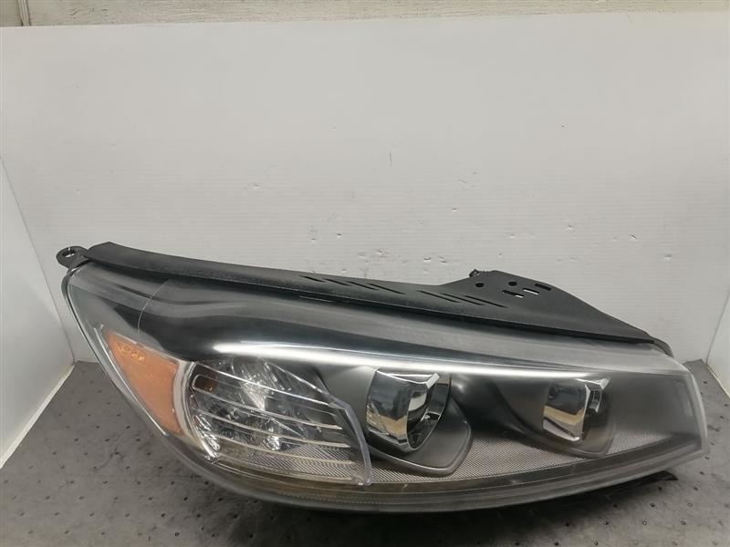 Passenger Headlight Halogen Bulb Type LED Accents Fits 19-20 SORENTO 1330767