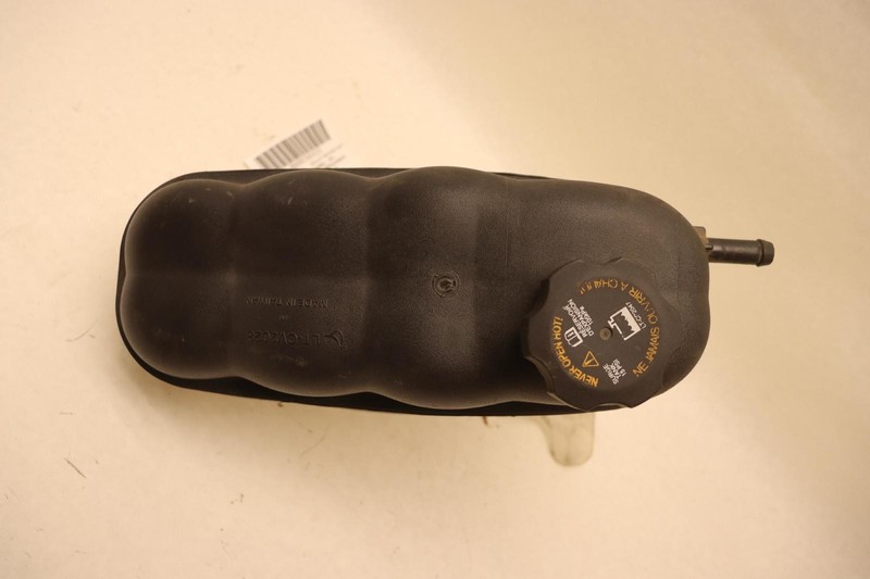 2007-2014 CHEVY SUBURBAN 1500 COOLANT OVERFLOW RESERVOIR TANK OEM