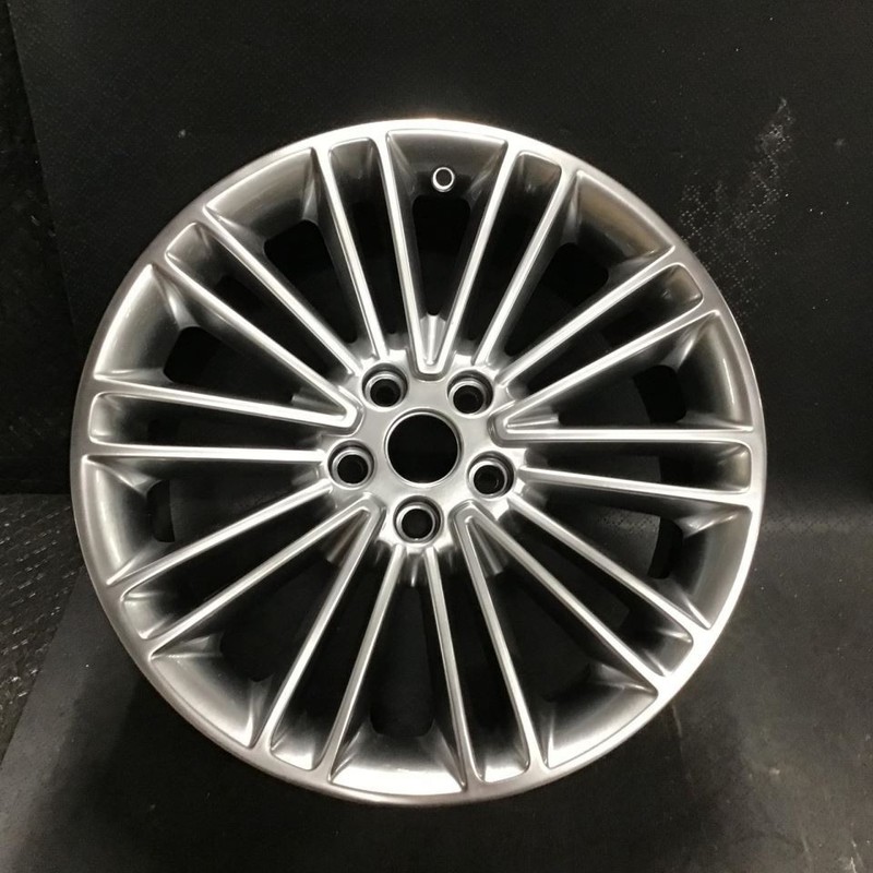 2013-2016 Ford Fusion 3960 A Wheel 18 x 8 20 Spoke Rim Hyper Silver DS7Z1007J