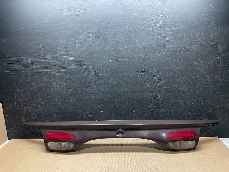 2000 to 2002 Ford Taurus Trunk Rear Center Lid Tail Light Panel L9240 DG