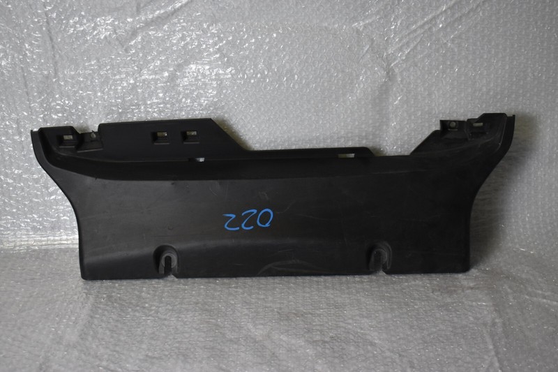 LAND ROVER M8A2 PROTECTIVE COVER FOR SKIRT REAR BUMPER COVER M8A2-17F846