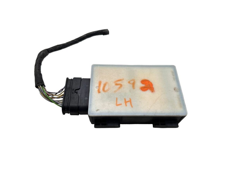 2016-2019 BMW 750i Left Driver Side Rear Blind Spot Alert Radar Unit