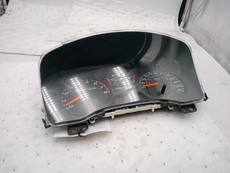 2008 Chevrolet Colorado Speedometer Gauge OEM Silver 136K Miles - Warranty
