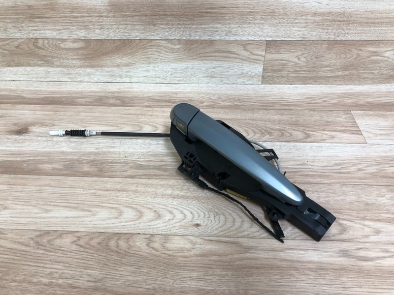 BMW OEM E70 E71 X5 X6 REAR PASSENGER SIDE DOOR HANDLE 07-13