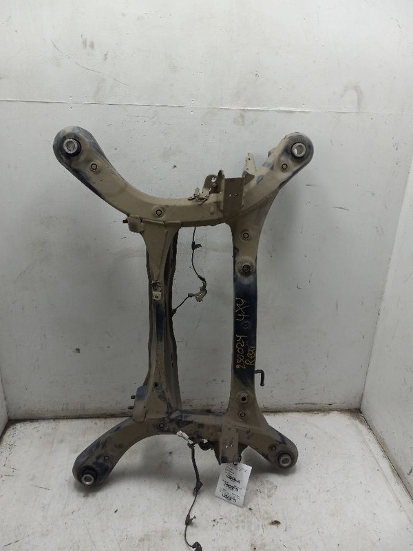 14-16 TOYOTA HIGHLANDER 3.5L AWD AT REAR CROSSMEMBER / SUBFRAME