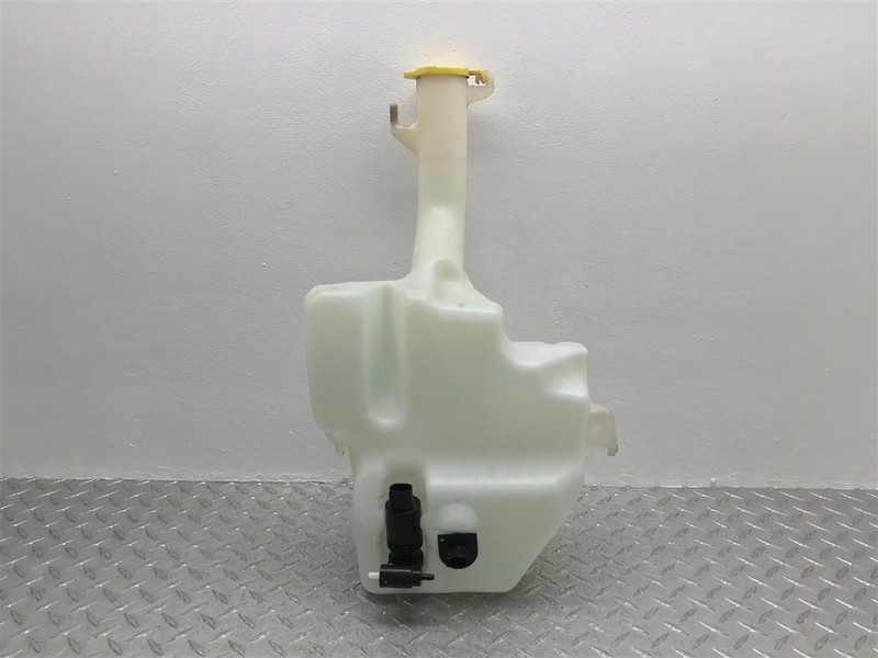 11-16 CARAVAN TOWN AND COUNTRY WASHER RESERVOIR OEM 627-00342