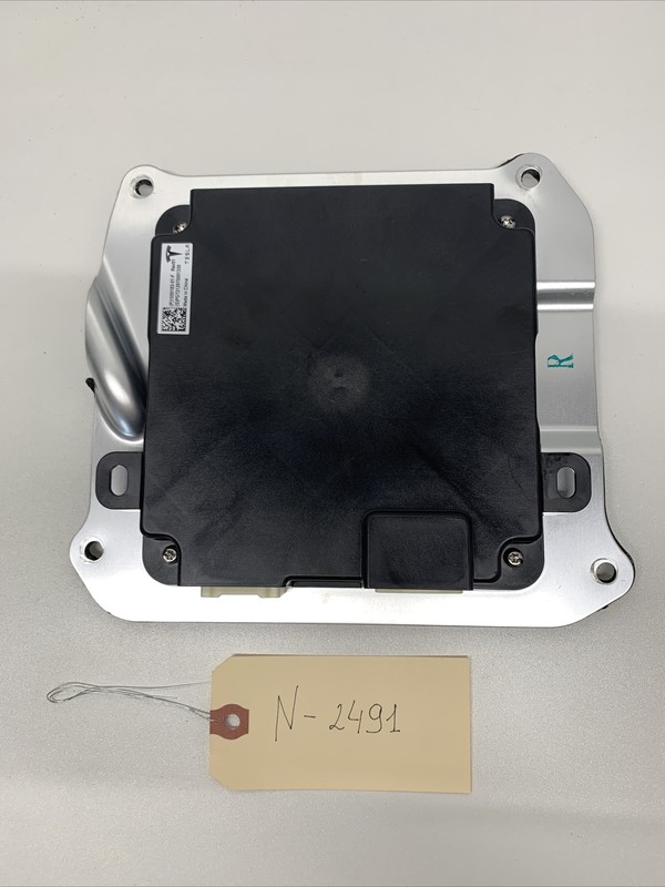 Tesla model x right front door controller 1050183-01-F 2491 b60