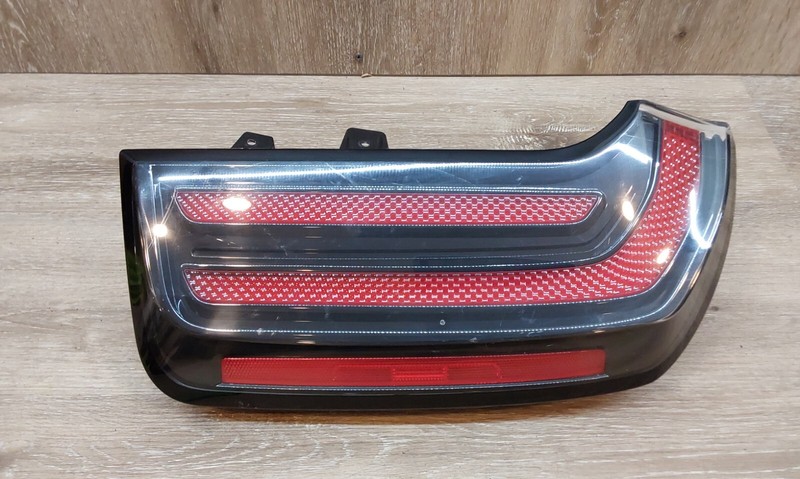 2023-24 KIA TELLURIDE RHTAIL LIGHT ASSY OEM PART# 92402-S9600