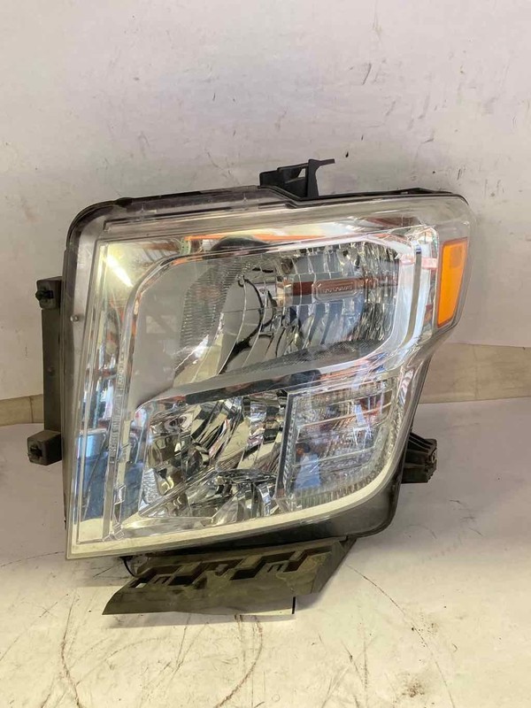 Headlamp Assembly NISSAN TITAN Left 17 18 19