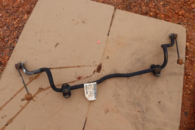 2014-2019 KIA SOUL FRONT STABALIZER BAR SWAY BAR W/ LINKS & BUSHINGS OEM
