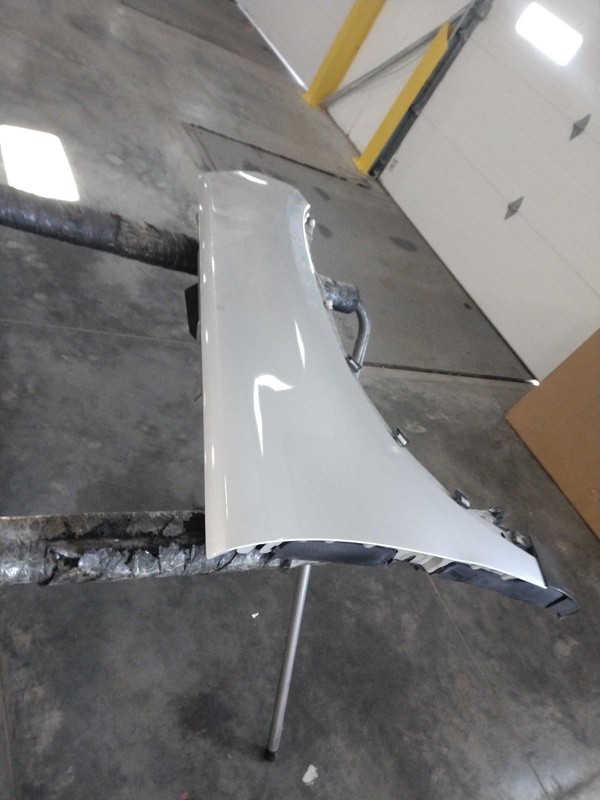 2014 Volkswagen Tiguan Right Fender Silver Good Condition 57000 Miles