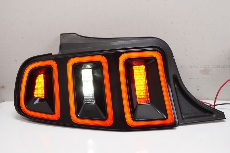 FORD MUSTANG Left LH Tail Lamp Tail Light Backup Lamp OEM 2013 2014