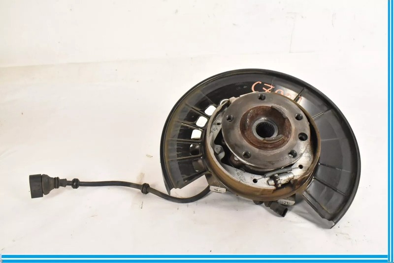 11-17 Porsche Cayenne 958 Rear Left Driver Side Spindle Knuckle OEM