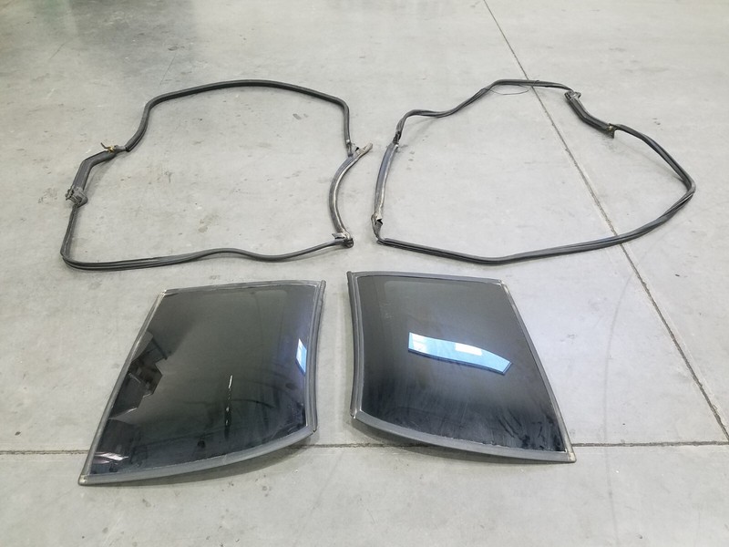2002 98 99 01 02 Chevy Camaro SS T-Top T Top Glass / Trim / Hardware #4208C6