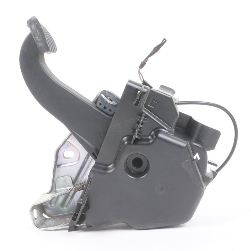 08-11 Mercedes C300 W204 Emergency Brake Pedal Assembly 2044200084 OEM