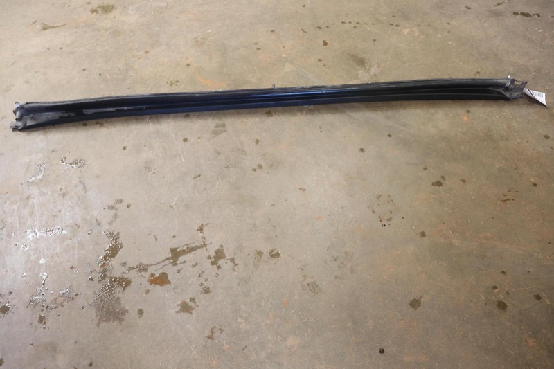 2016-2020 BUICK ENVISION LEFT DRIVER SIDE SKIRT ROCKER MOLDING SILVER OEM