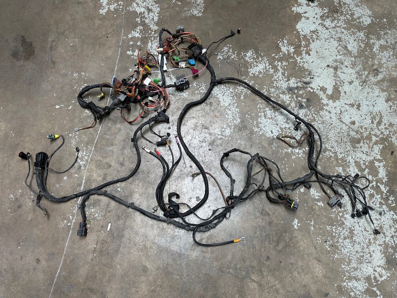 12-16 Mercedes E350 3.5L FRONT HEADLIGHT WIRE WIRING HARNESS OEM
