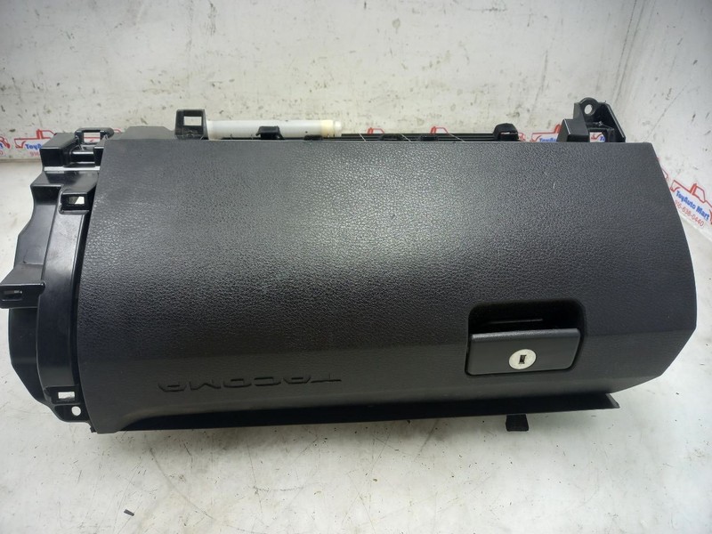 20 TOYOTA TACOMA TRD OFF-ROAD GLOVE BOX BLACK-FD17