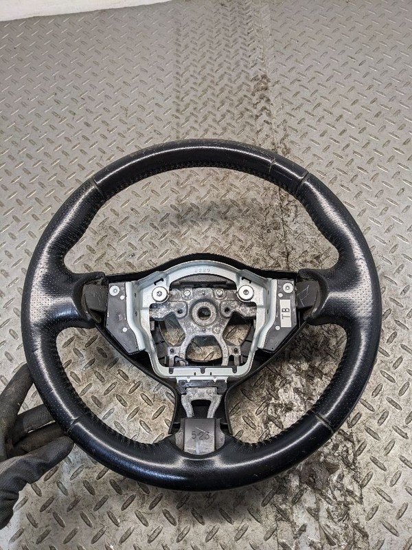 2011-2015 NISSAN JUKE STEERING WHEEL OEM Black 1172539