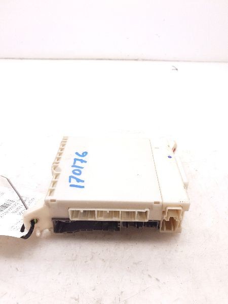 2006 LEXUS GS300 3.0L CABIN FUSE BOX