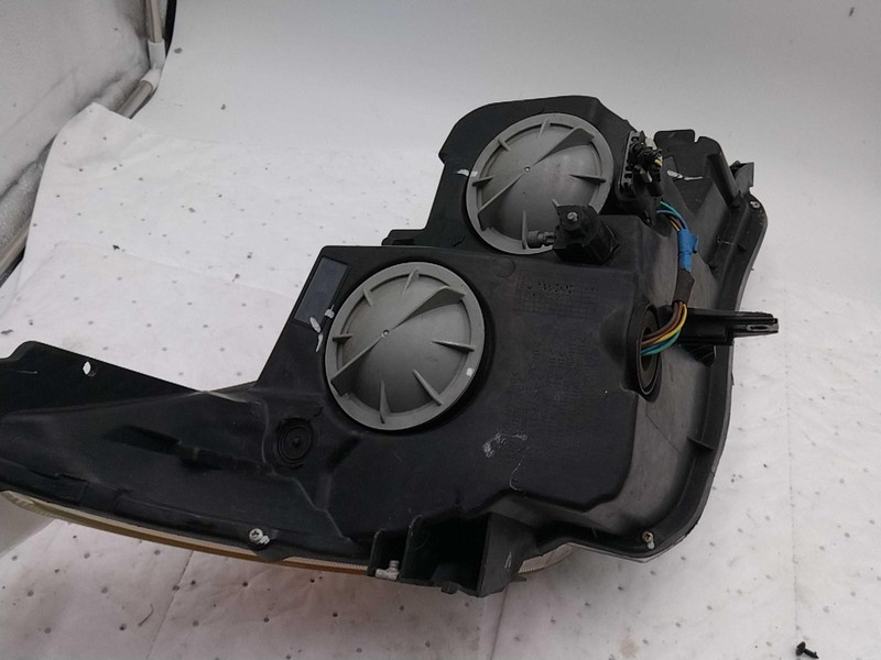 2012 Buick LaCrosse Left Headlight Assembly Gold 239084 Used Smudges Inside