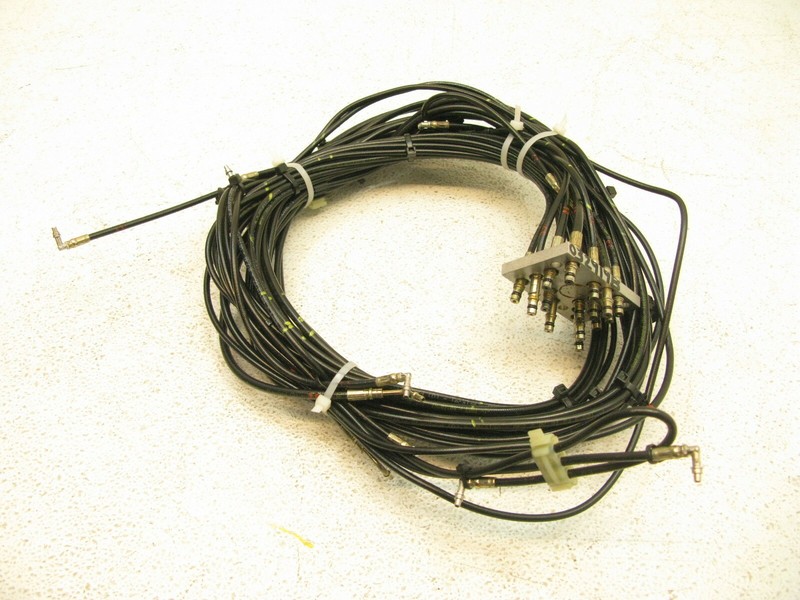 04-09 MERCEDES W209 CLK500 CLK320 CLK550 HYDRAULIC PUMP OIL LINE LINES HOSE 0329
