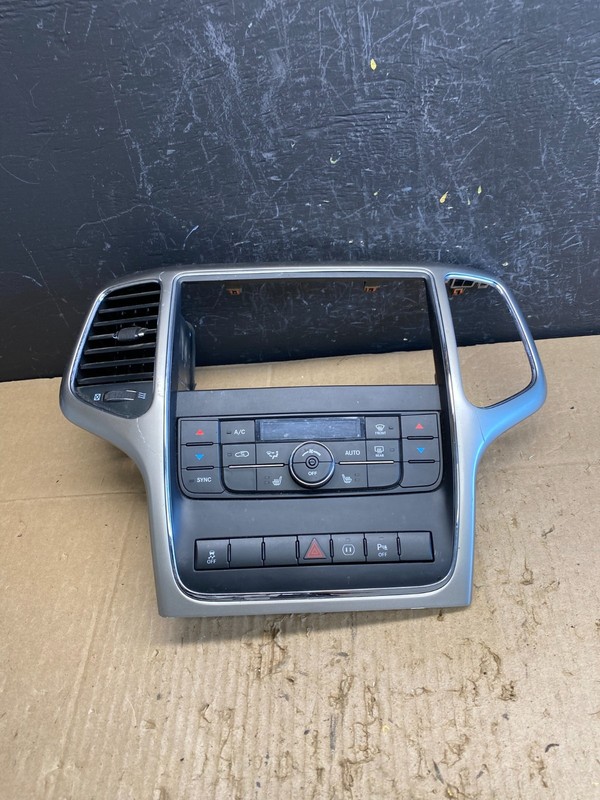 2011-2013 Jeep Grand Cherokee Center Radio Climate Control Bezel Vent ac4841 DG