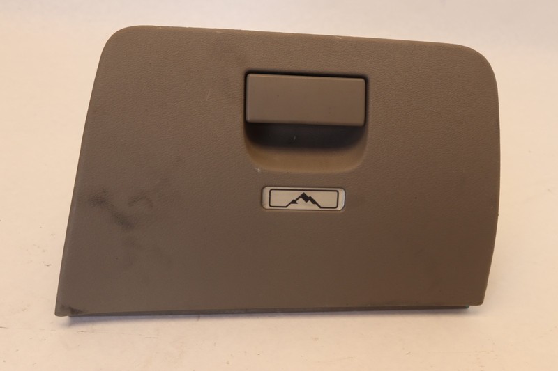 2018-2025 FREIGHTLINER CASCADIA 125 DASHBOARD PANEL GLOVE BOX STORAGE OEM