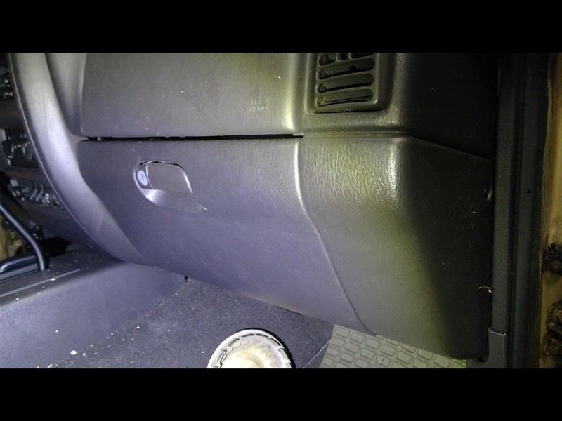 1997-2001 CHEROKEE Glove Box 1539095