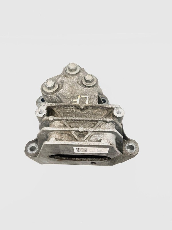 2018-2024 Chevy Equinox LT 1.5L LH Driver Left Frame Transmission Mount
