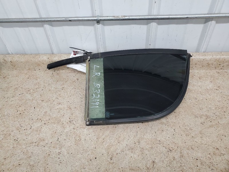 Driver Rear Door Vent Glass 123.7" Wb Fits 03-11 LINCOLN & TOWN CAR 296794