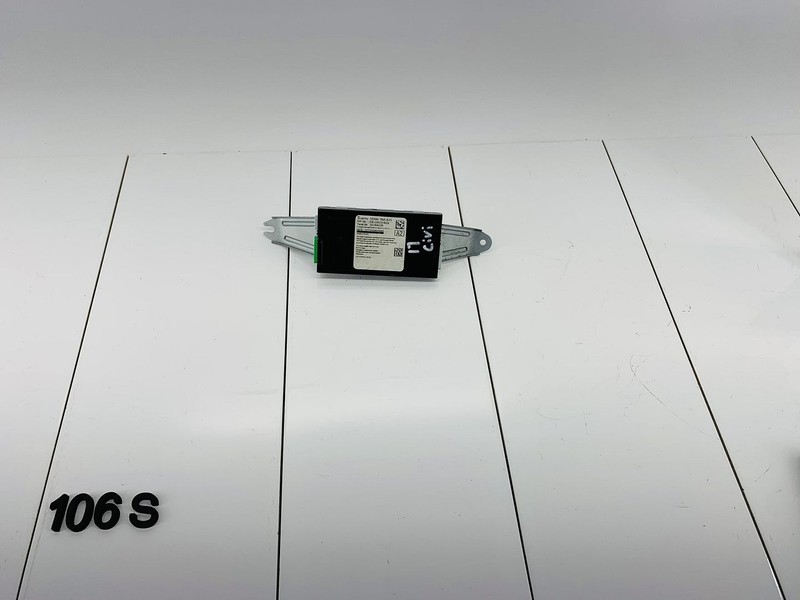 2016-2021 HONDA CIVIC AM FM RADIO RECEIVER TUNER CONTROL MODULE UNIT OEM