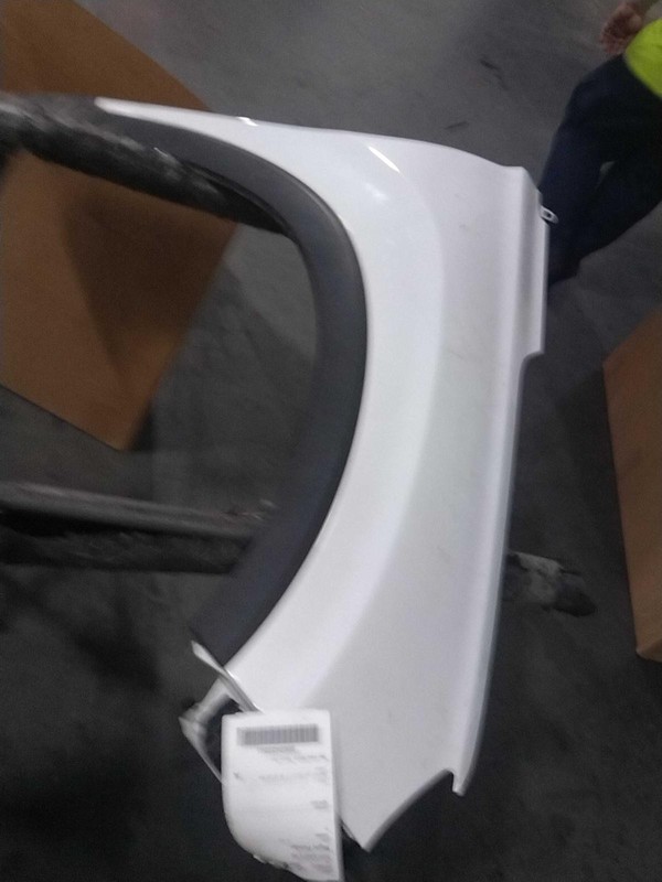 2020 Hyundai Santa Fe Front Right Fender White 673666 Used 149K Miles