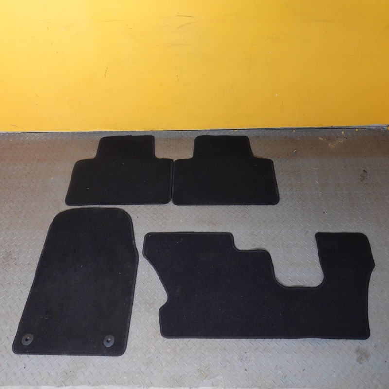 2021-2024 DODGE DURANGO FLOOR INTERIOR CARPET COVER LINER MAT SET OF 4 OEM